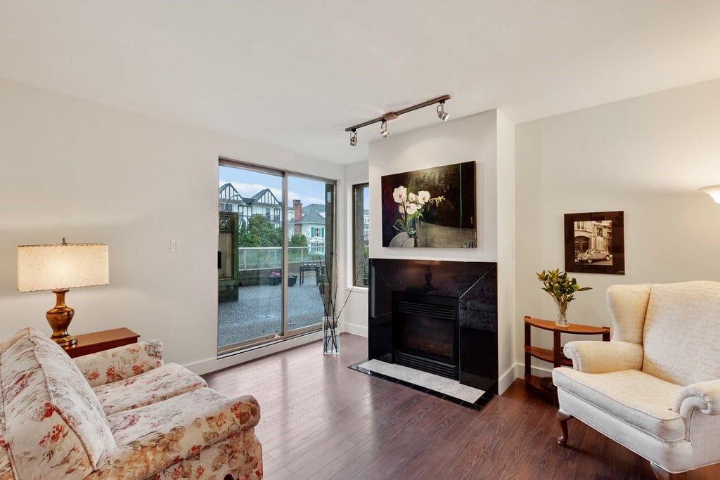 203-137 W 17th St