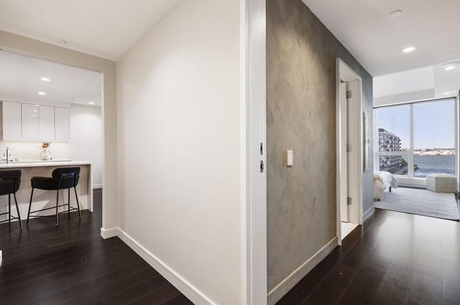 150 Seaport Blvd Unit: 6D