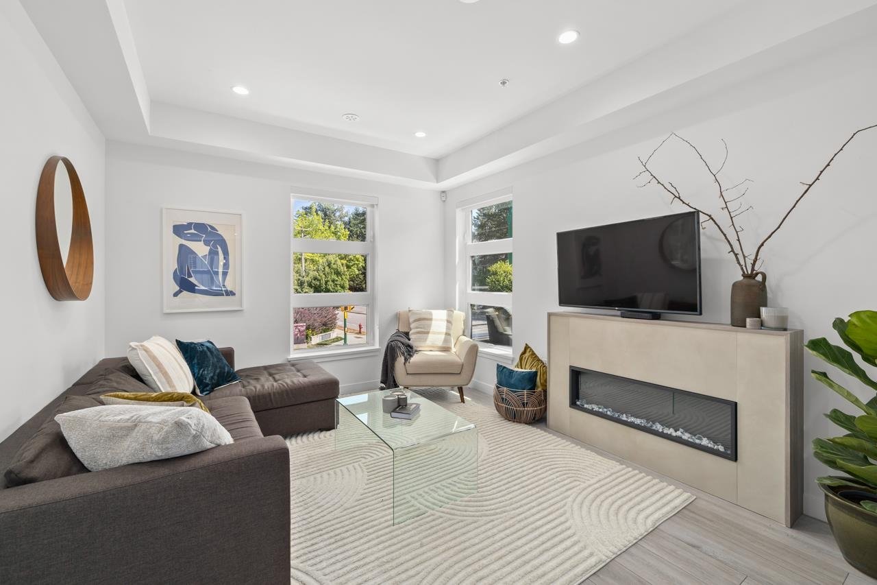 24-3490 Mt Seymour Pkwy