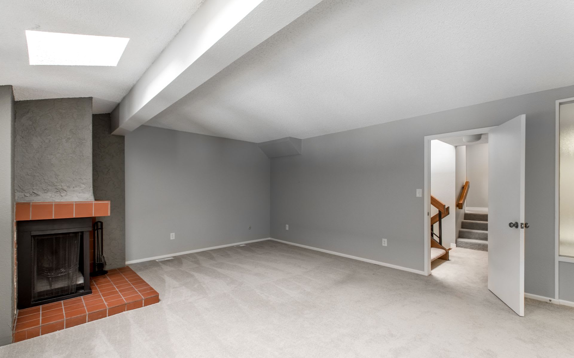 9866 E Maplewood Circle