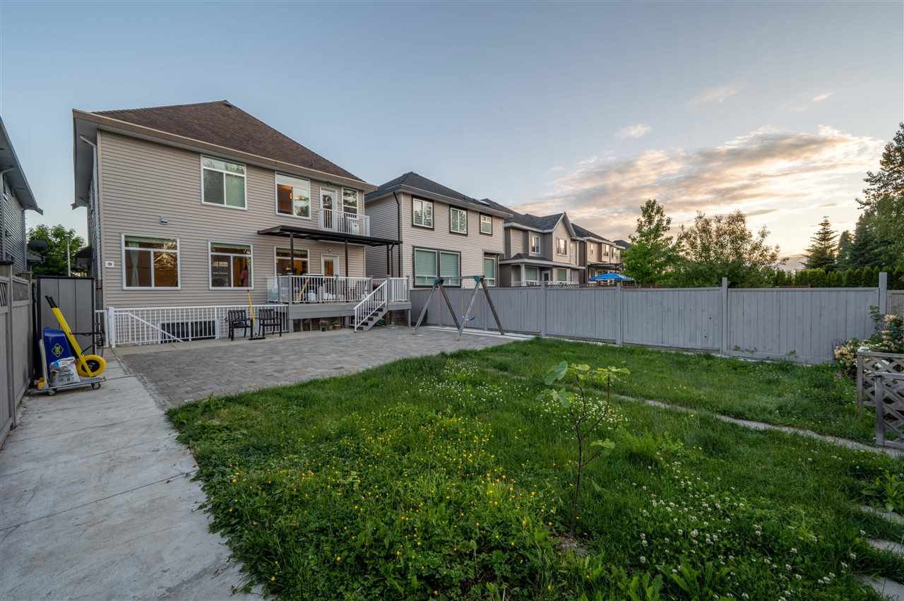 17363 64a Ave
