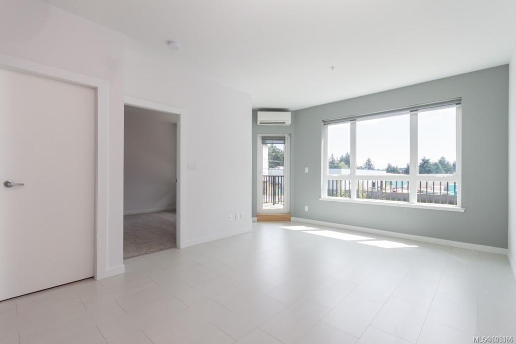 231-2871 Jacklin Rd