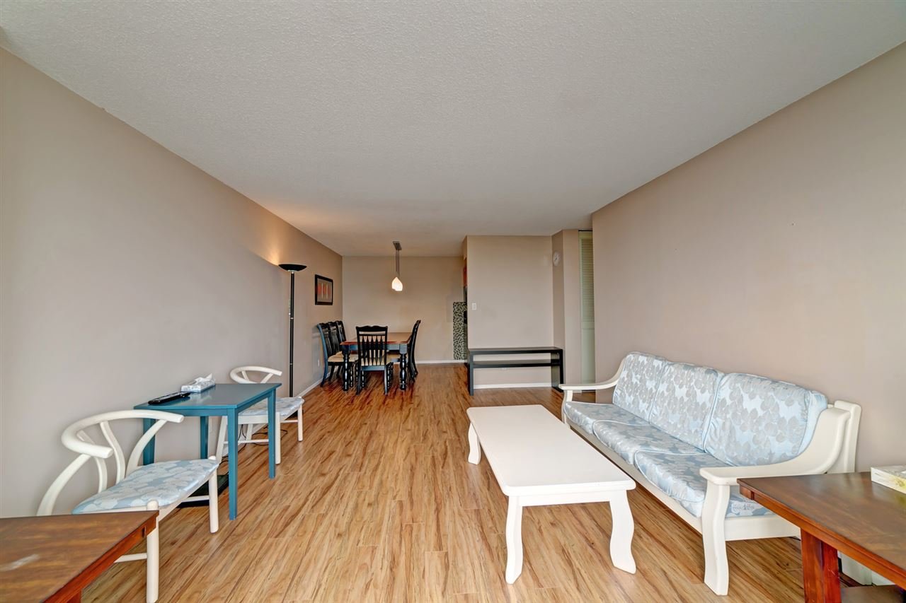 1402-7235 Salisbury Ave