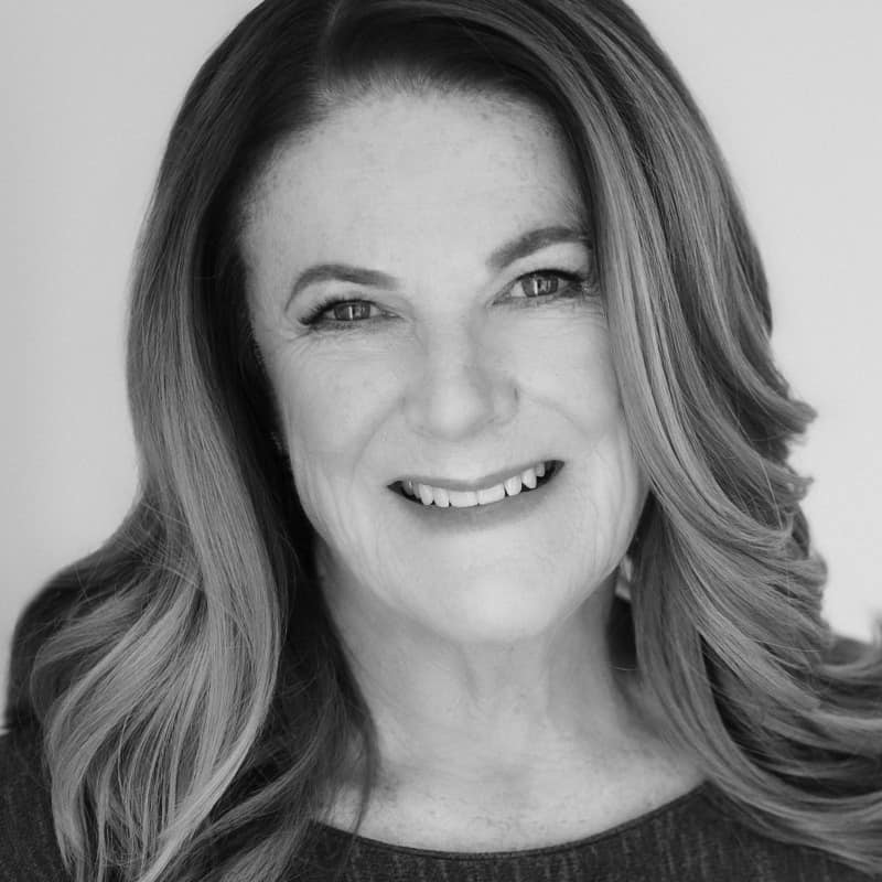 Katherine Orth Los Angeles Real Estate Agent Headshot