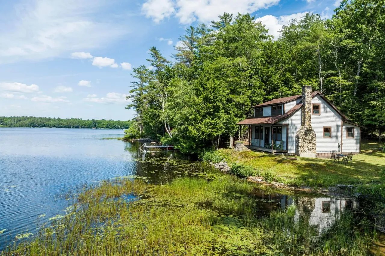 New Listing! 36 Cove Lane, Damariscotta, ME 04543 – $450,000