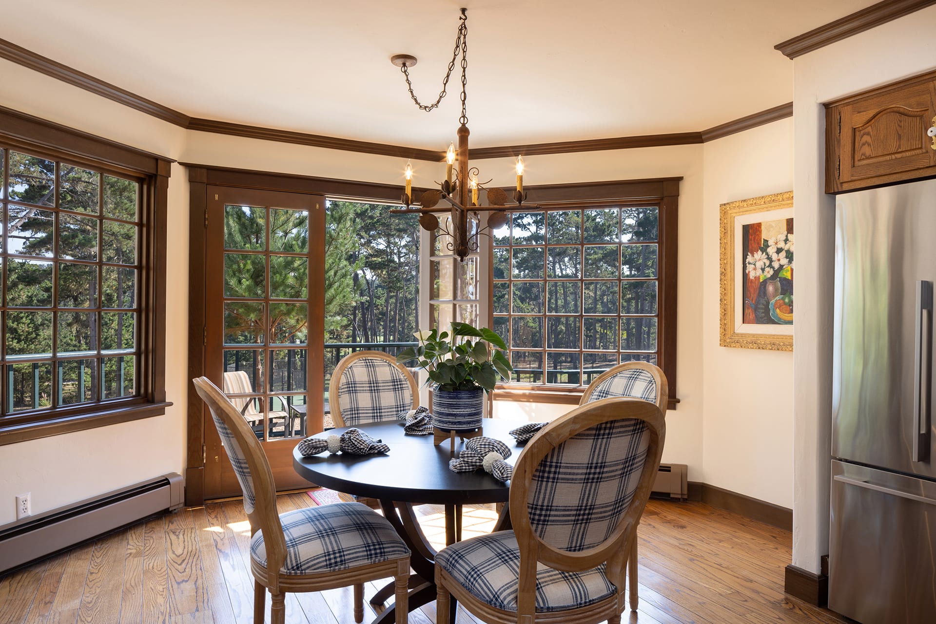 Pebble Beach Manor - 1263 Sombria Lane