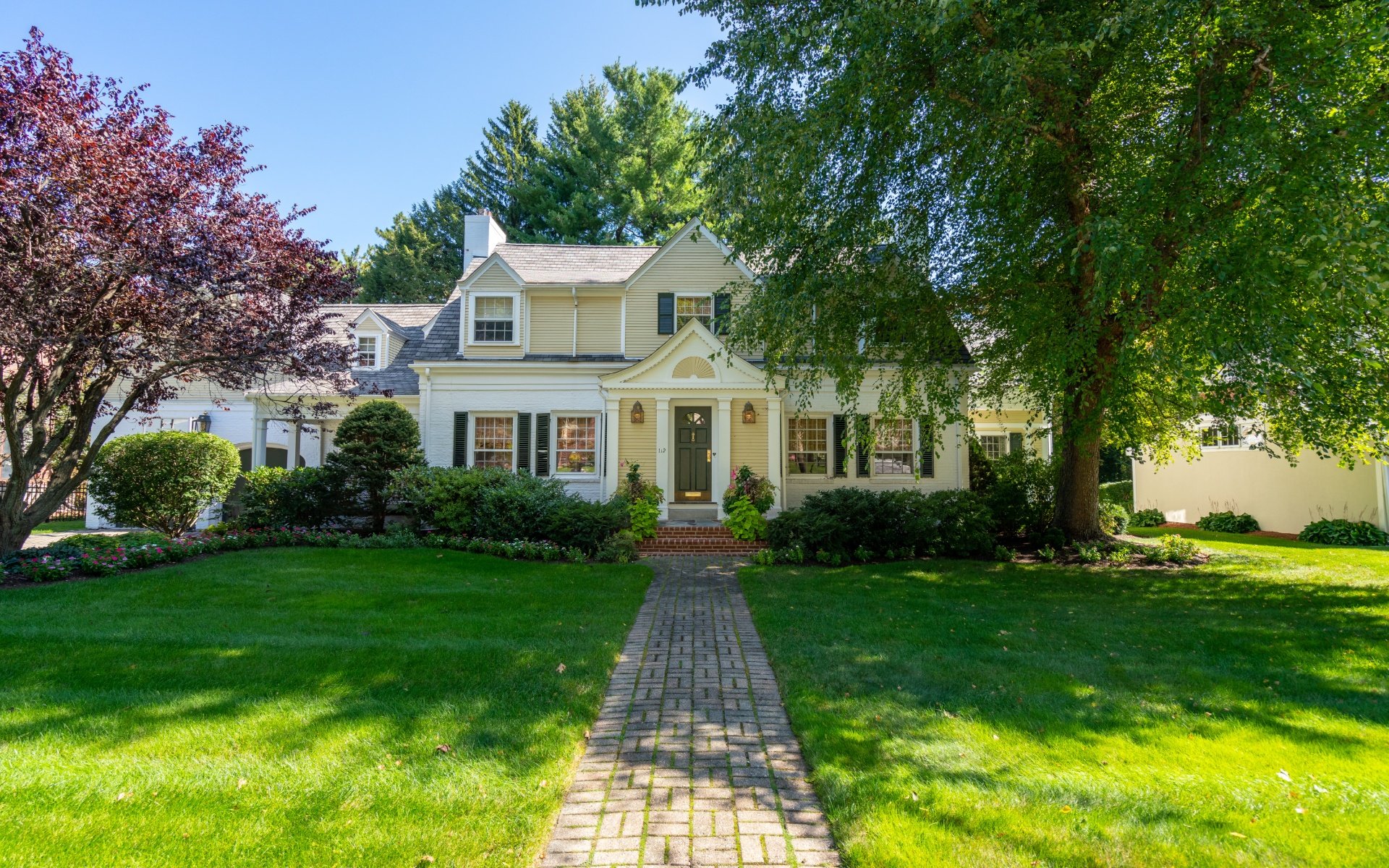 112 Gordon Rd | Under Contract