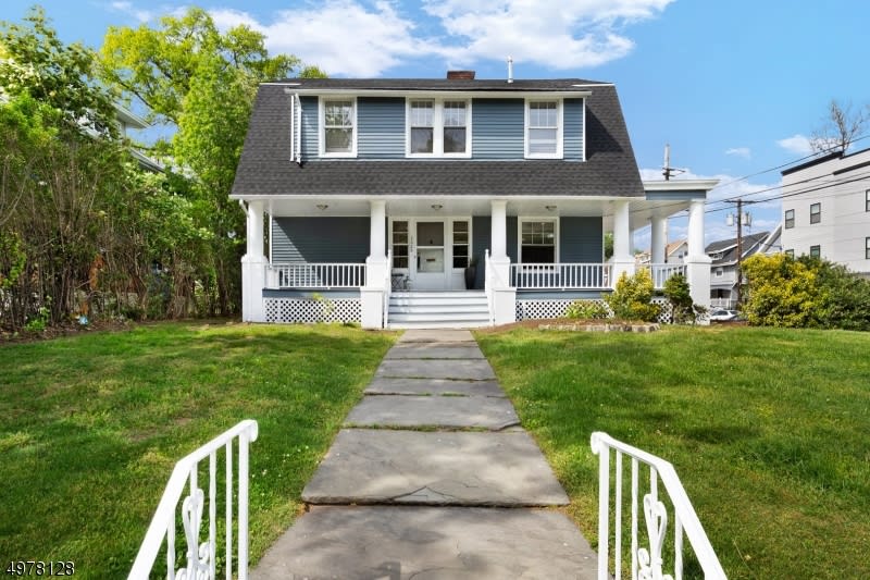 Warren Buffett's Recent Bet on the U.S. Housing Market