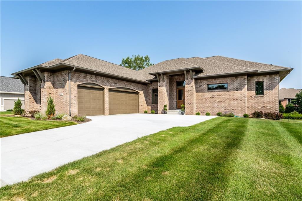 2712 Silver Oaks Dr