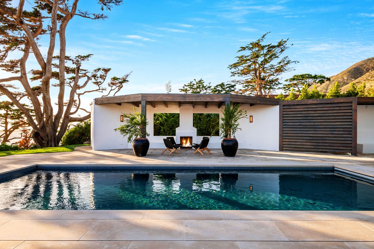 Inside the $99.5 Million Malibu Compound of Actress Barret Swatek and Adam Weiss