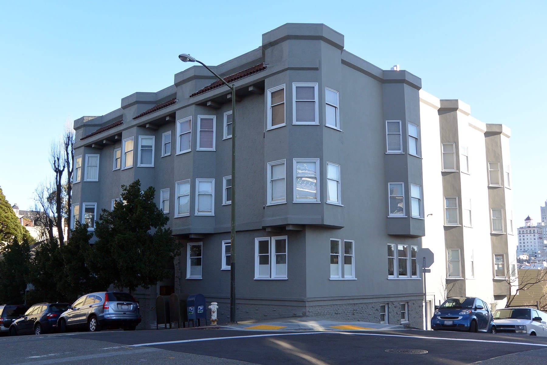 1097 Green Street, Unit 11