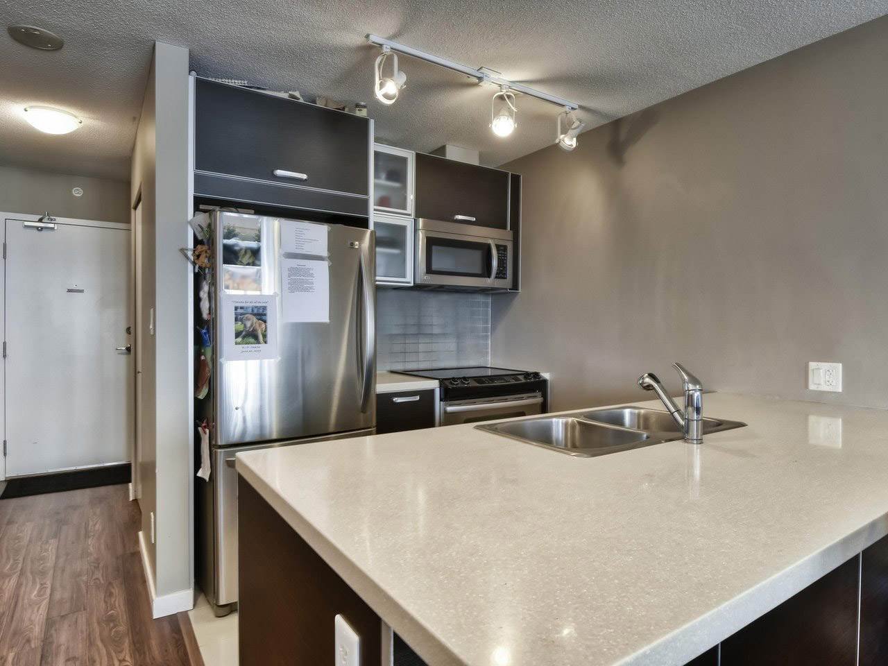2403-9981 Whalley Boulevard, Surrey