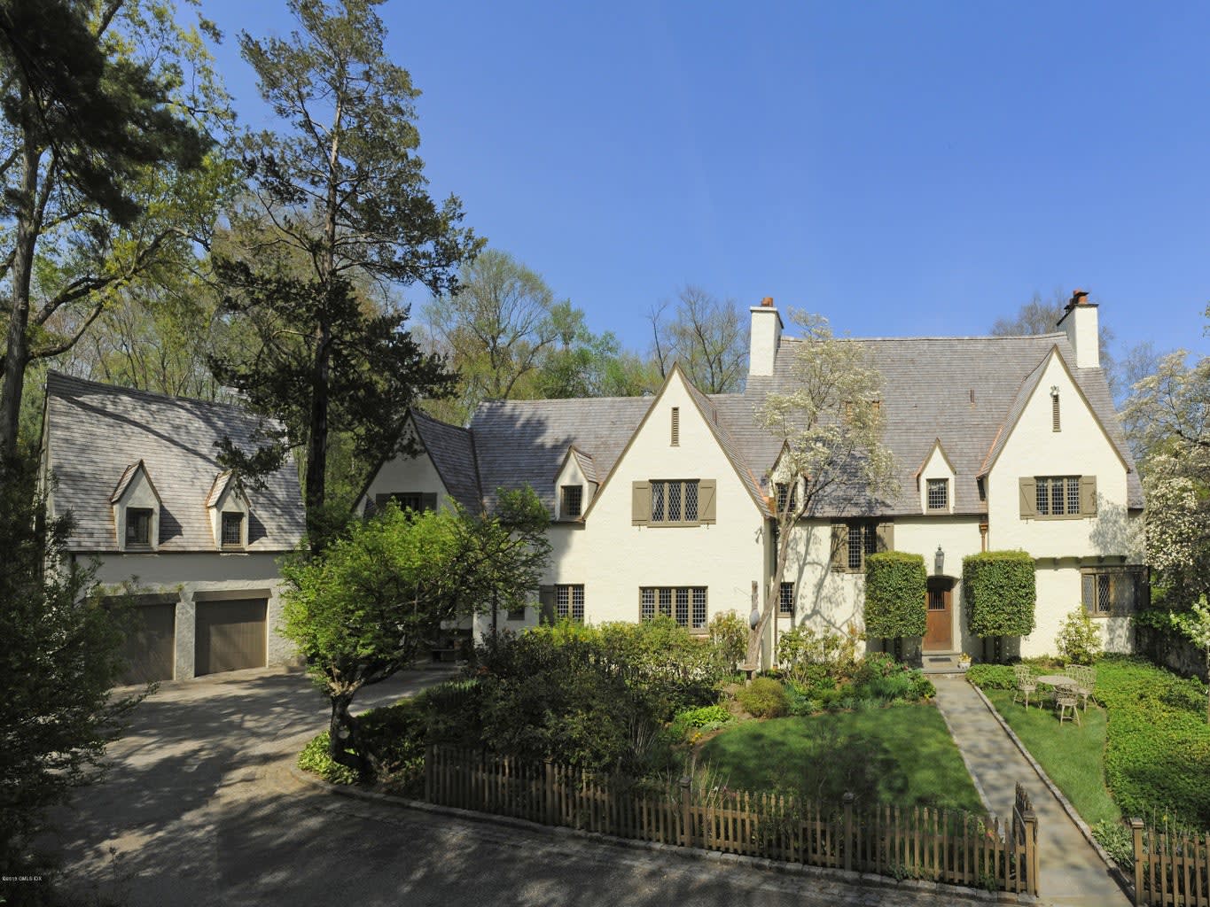 9 Frost Rd.