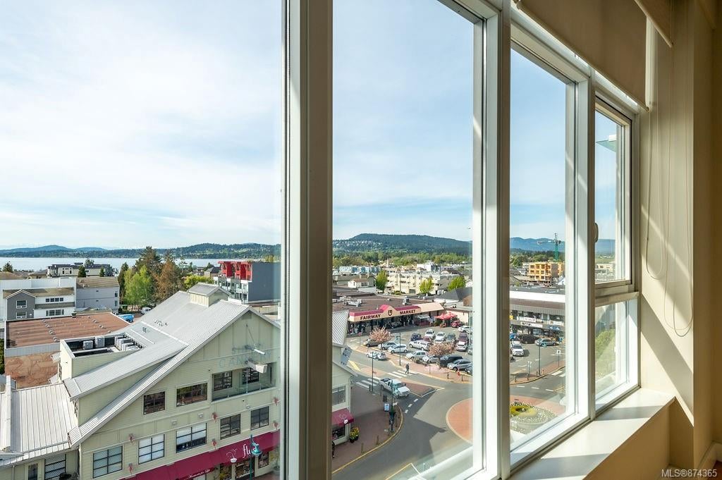 709-9809 Seaport Pl