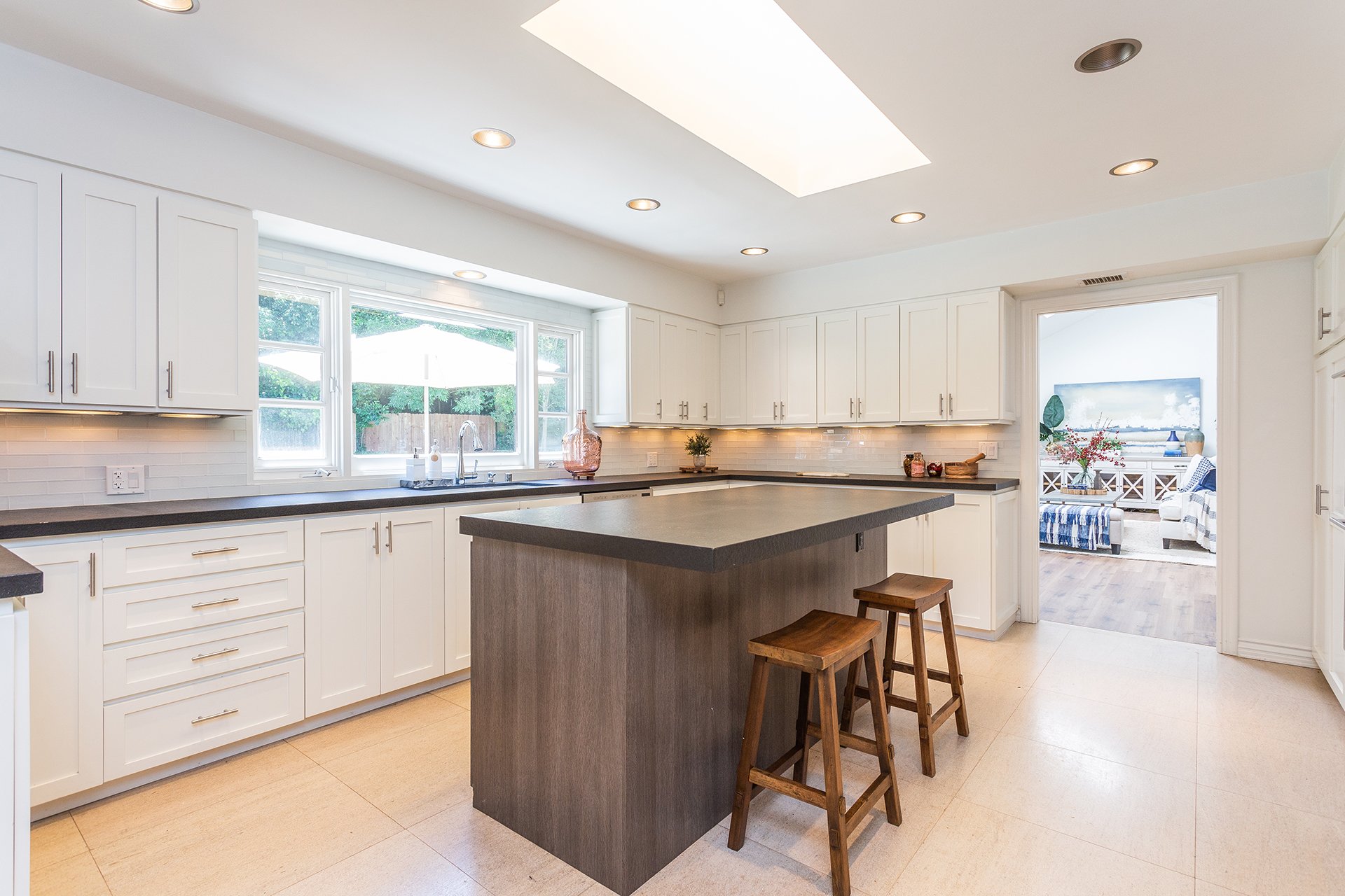 13280 Valley Vista Blvd, Longridge Estates