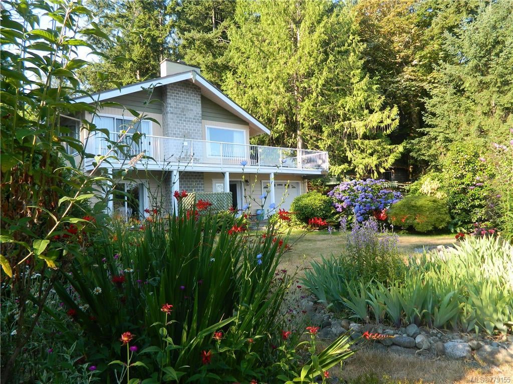 592 Cove Cres