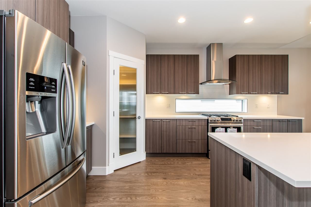 11-8295 Nixon Rd