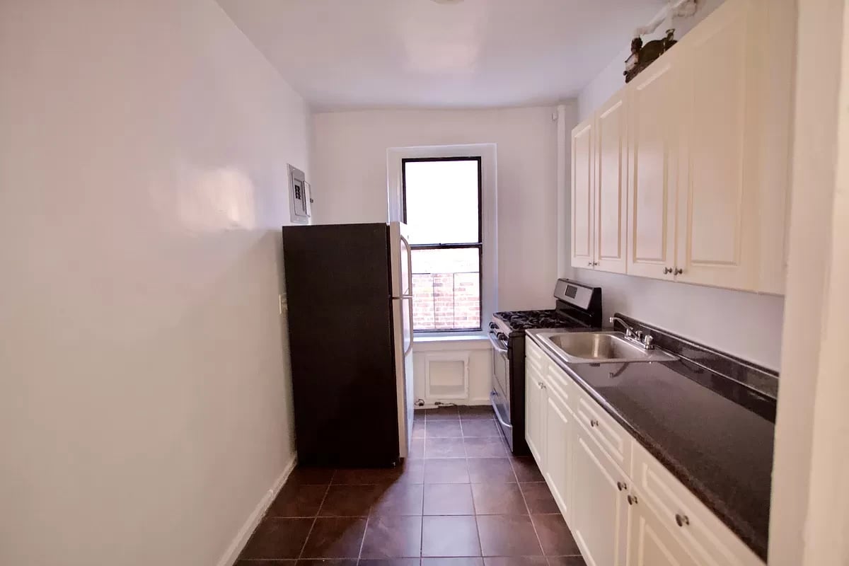 501 West 189th Street Unit: 3G