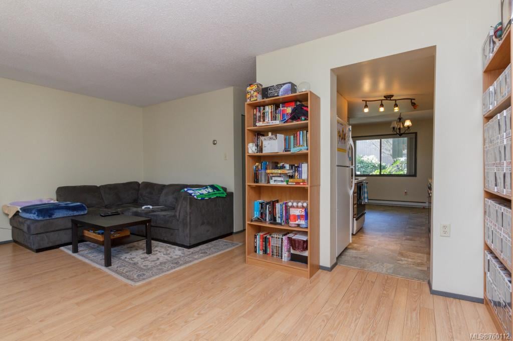 15-3230 Rutledge St, Saanich