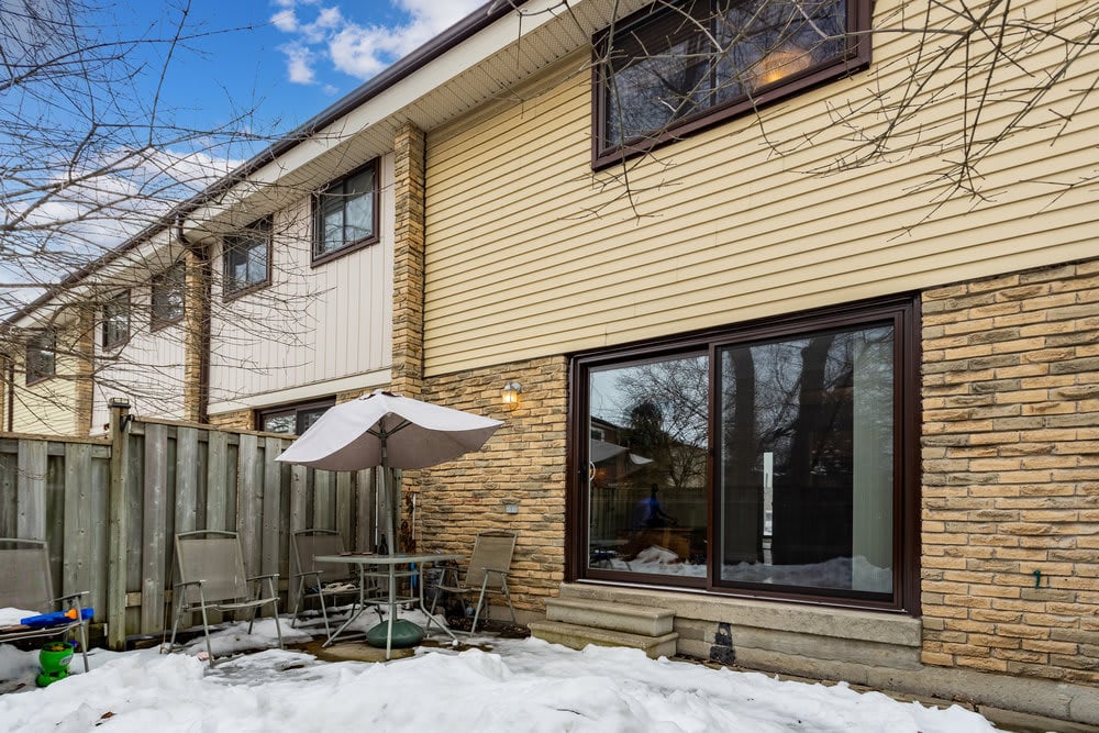 81 - 2779 Gananoque Dr