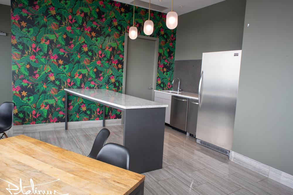 505 West 37th Street, Apt 6J