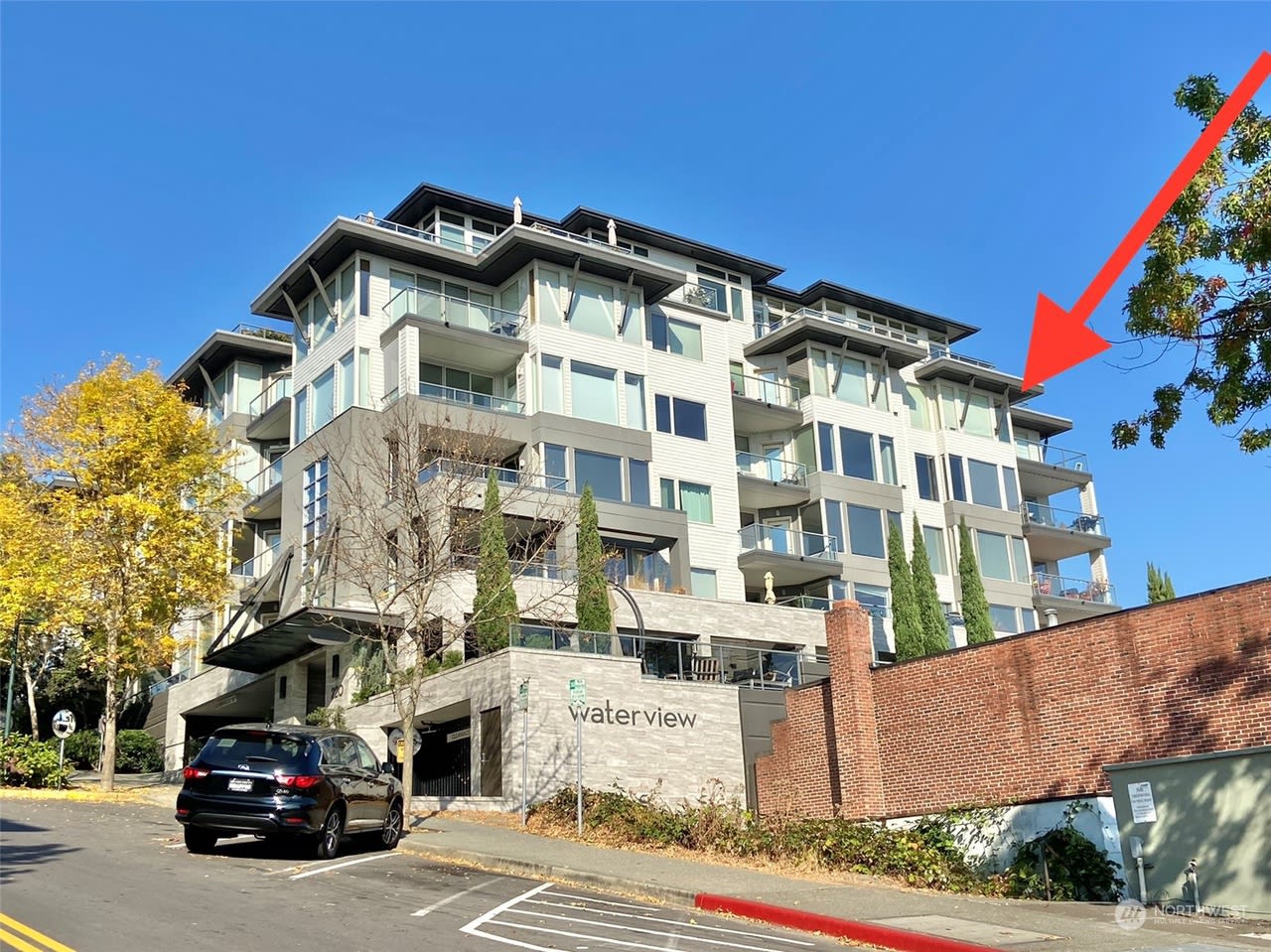 220 1st St, #401