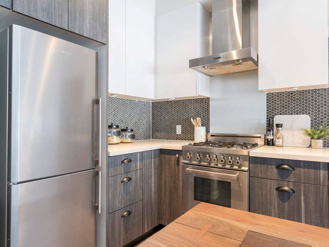 116-311 E 6th Ave