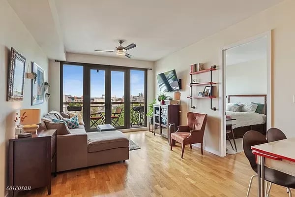500 4th Avenue Unit: 5M