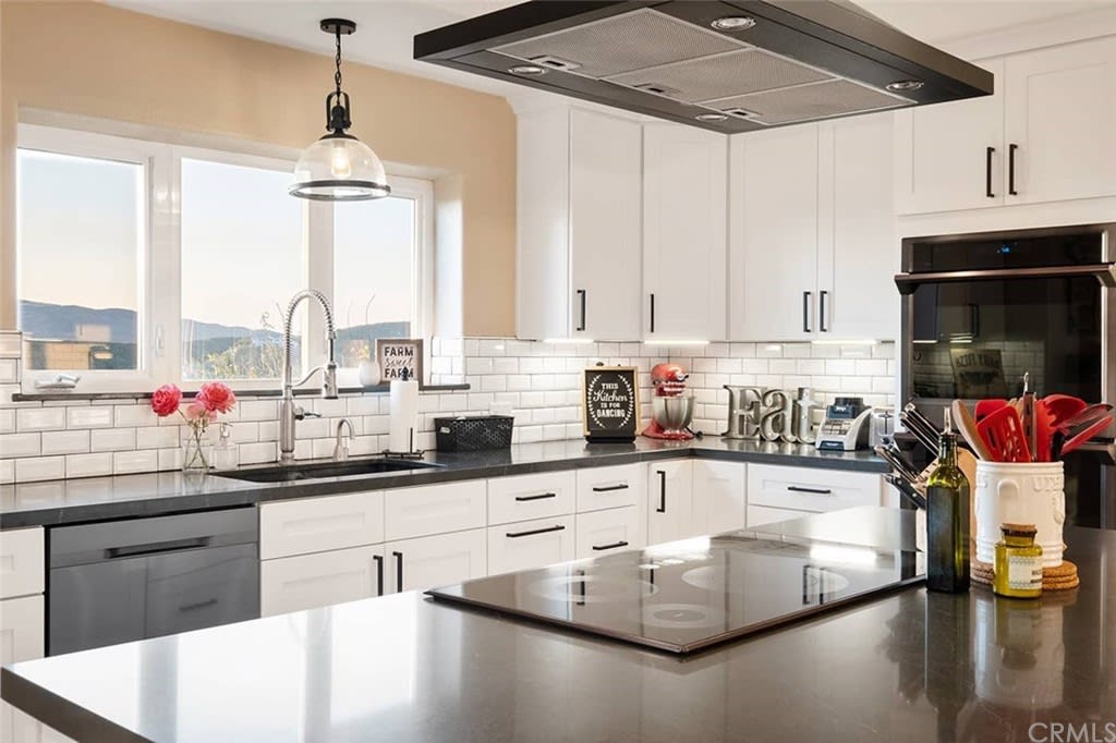 40148 Sierra Maria Rd