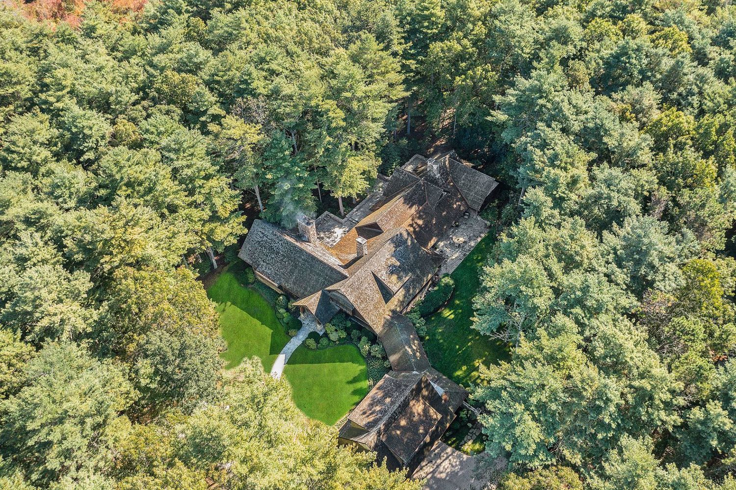 An Arts & Crafts Masterpiece in East Hampton