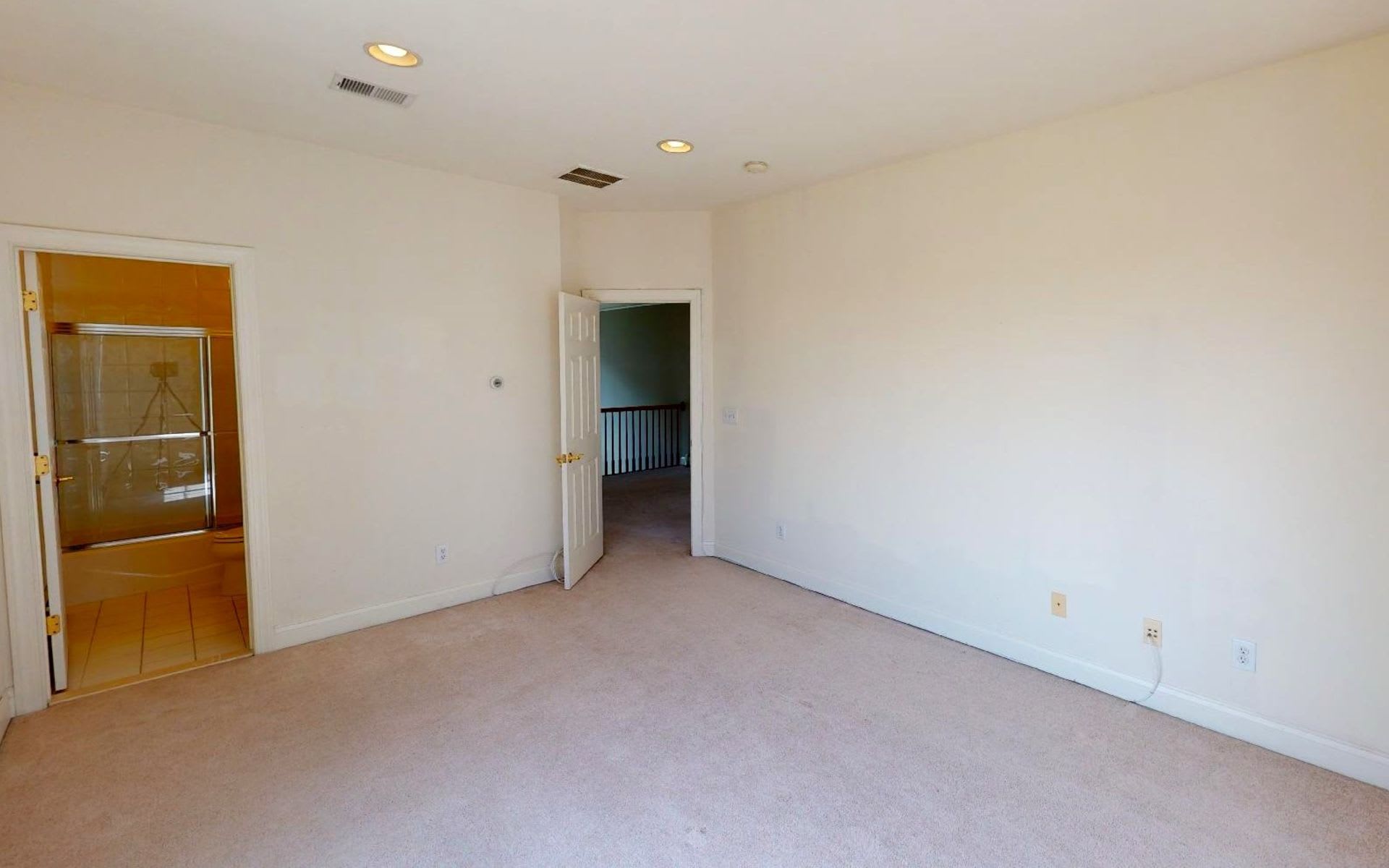 23 LIGHTHOUSE DR