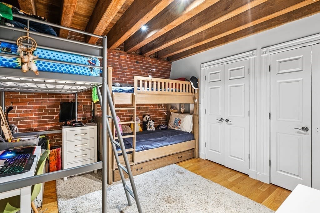343 Commercial St, #104