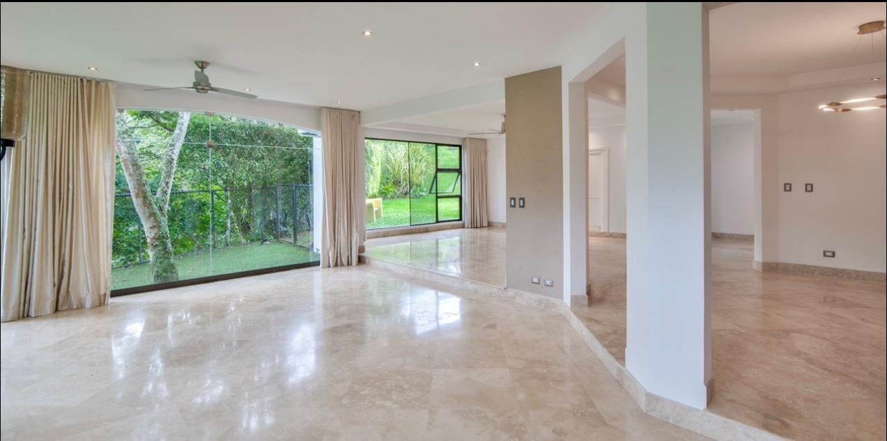 Grand View Luxury Home, Ciudad Colon, San Jose
