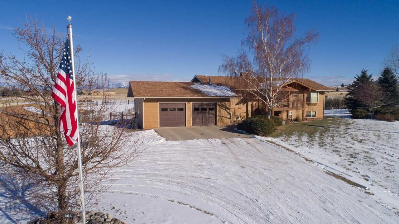 321 Garnet Mountain Wy