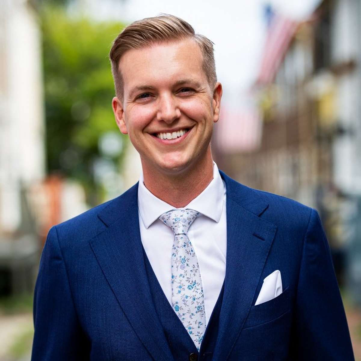 Alex Clark Annapolis Real Estate Agent Headshot