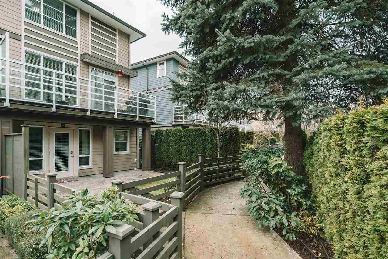 46-15405 31 Ave