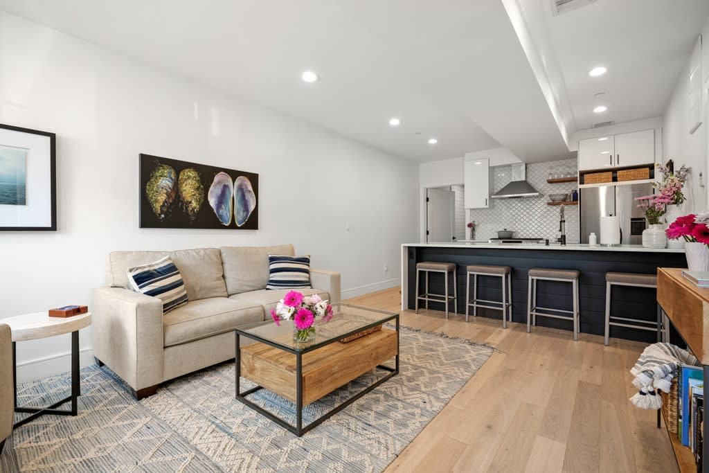 148 West 9th St, Unit 1