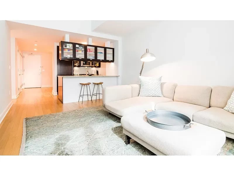 80 Riverside Blvd, #7P