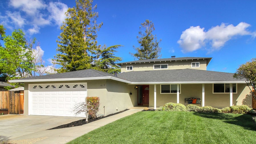 1685 Peony Lane