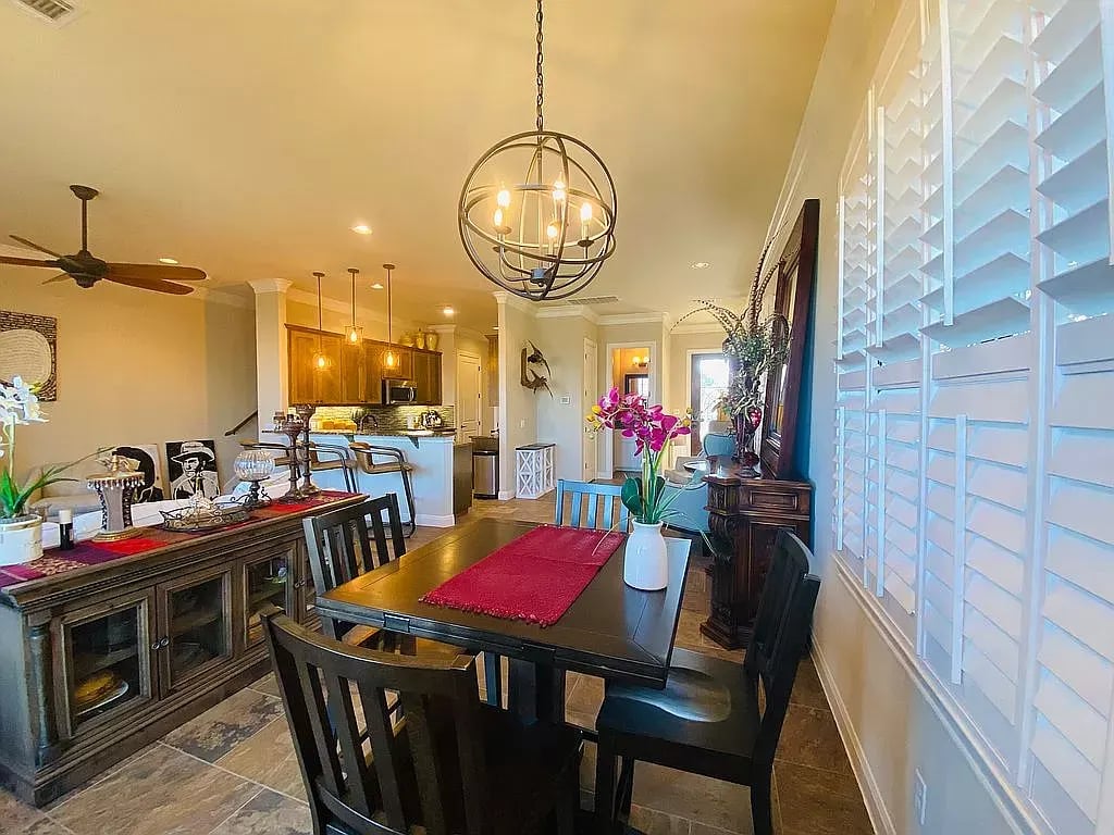4000 Ranch Road 620 N #5