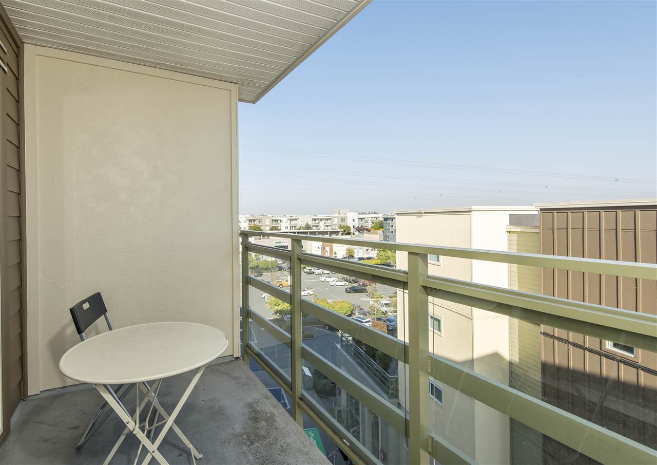417-15745 Croydon Dr