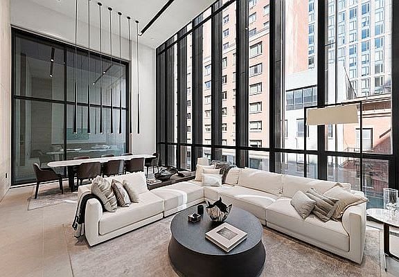 522 West 29th Street Unit: 3A