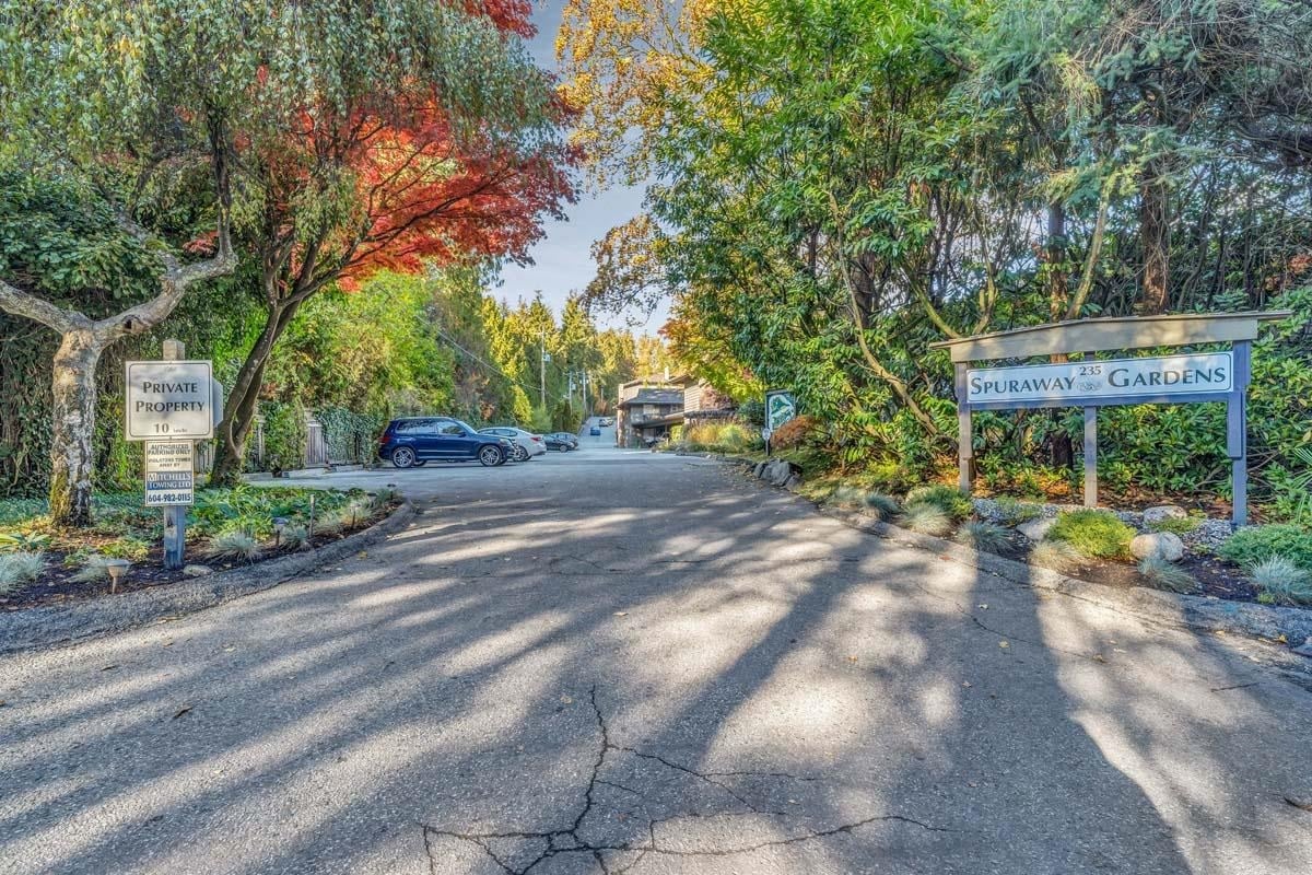 416-235 Keith Road, West Vancouver