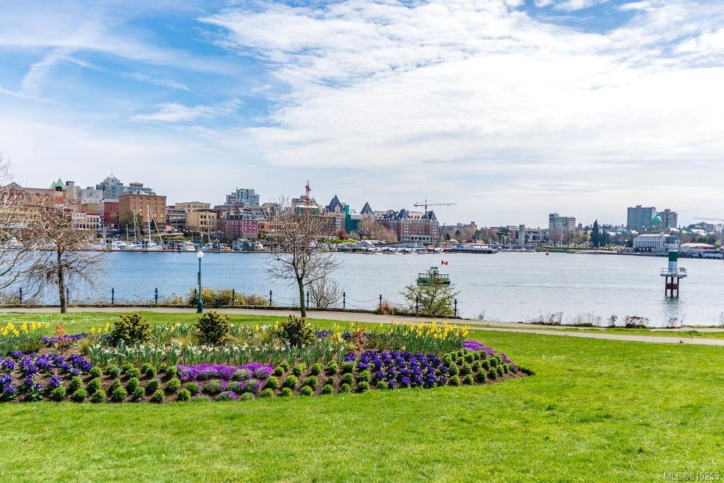 312-29 Songhees Rd