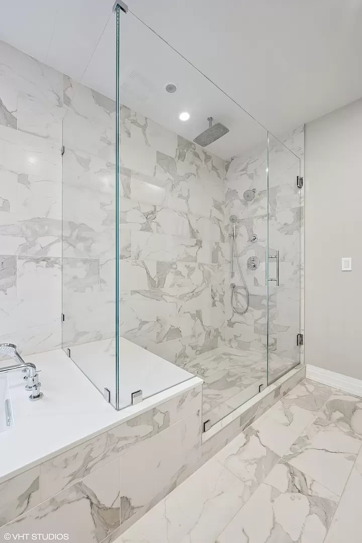445 W Arlington