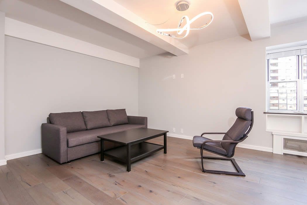 550 Grand Street 