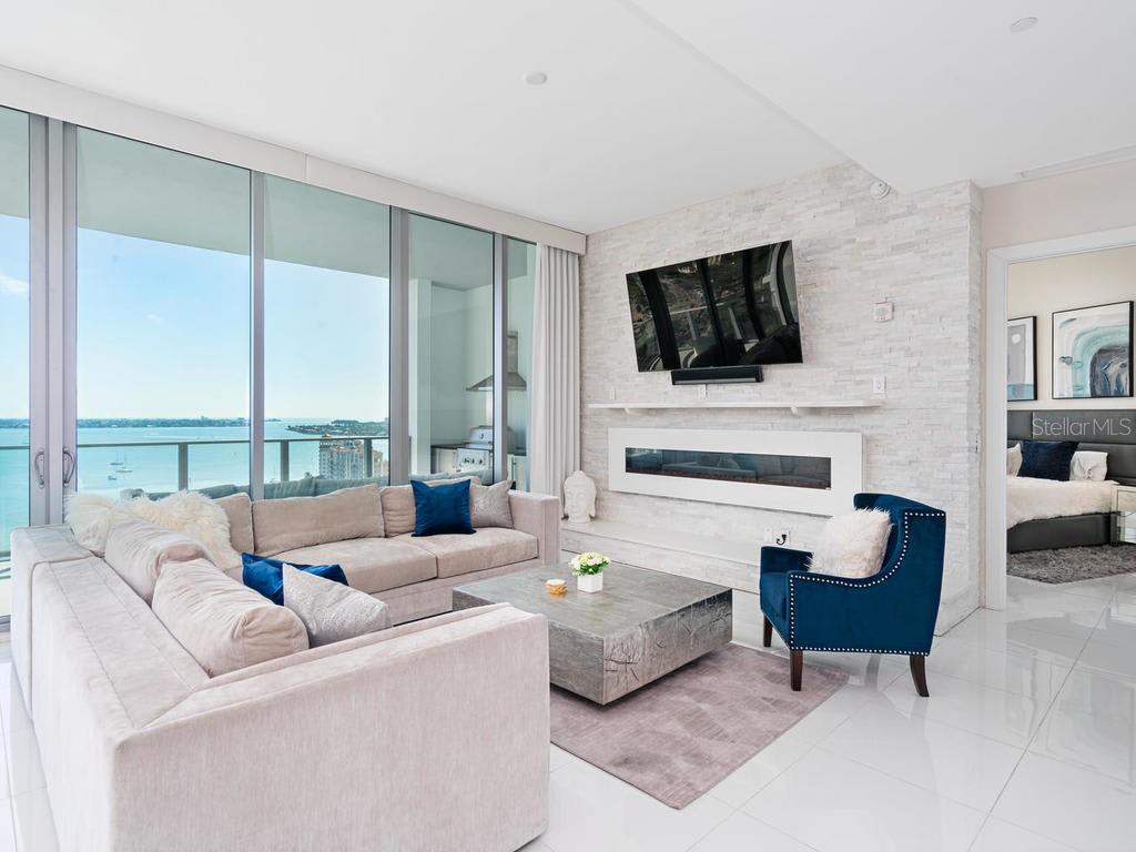 Vue Sarasota Bay Unit 1806