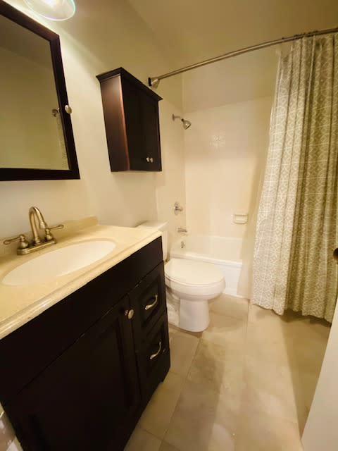 77 Granview #104