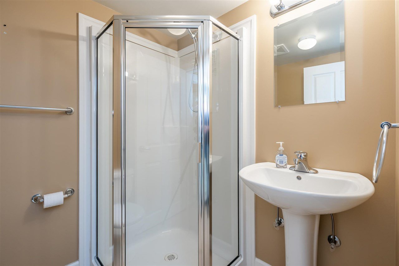 13518 56 Ave