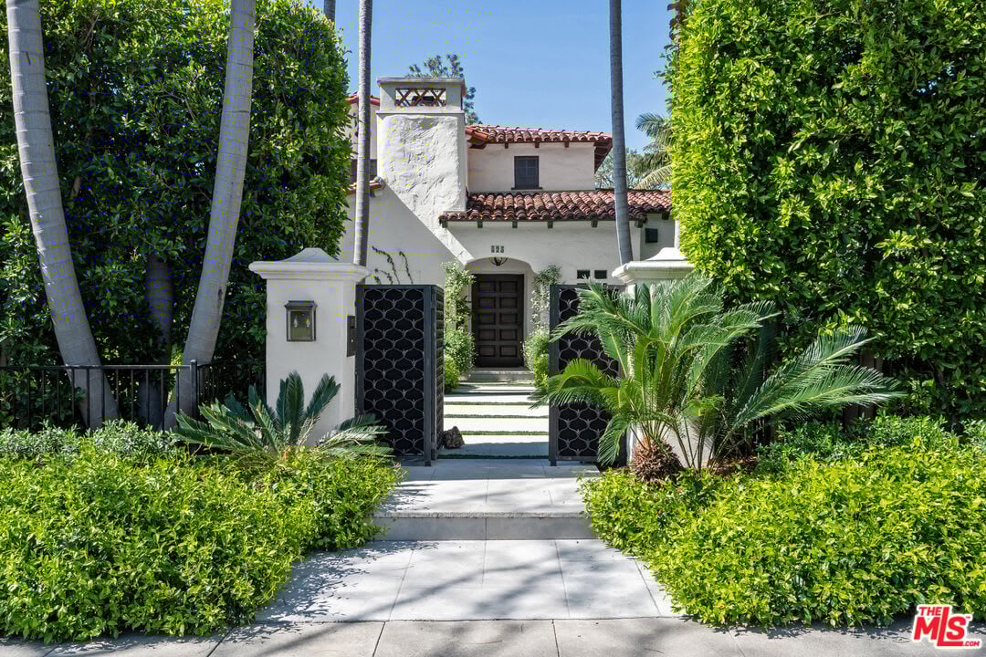 Paradise Palazzo